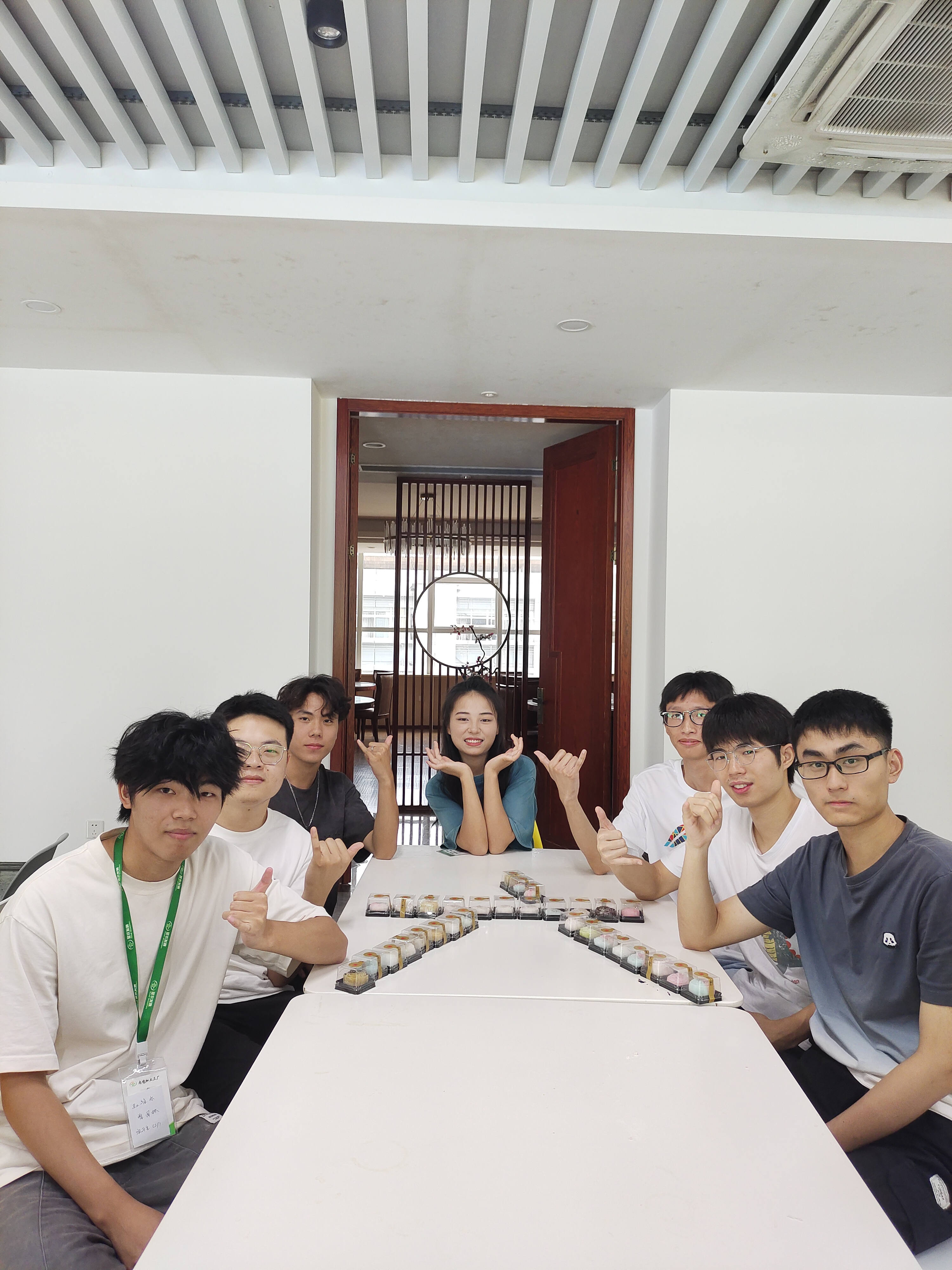 员工风范_加入亿万先生_亿万先生集团
